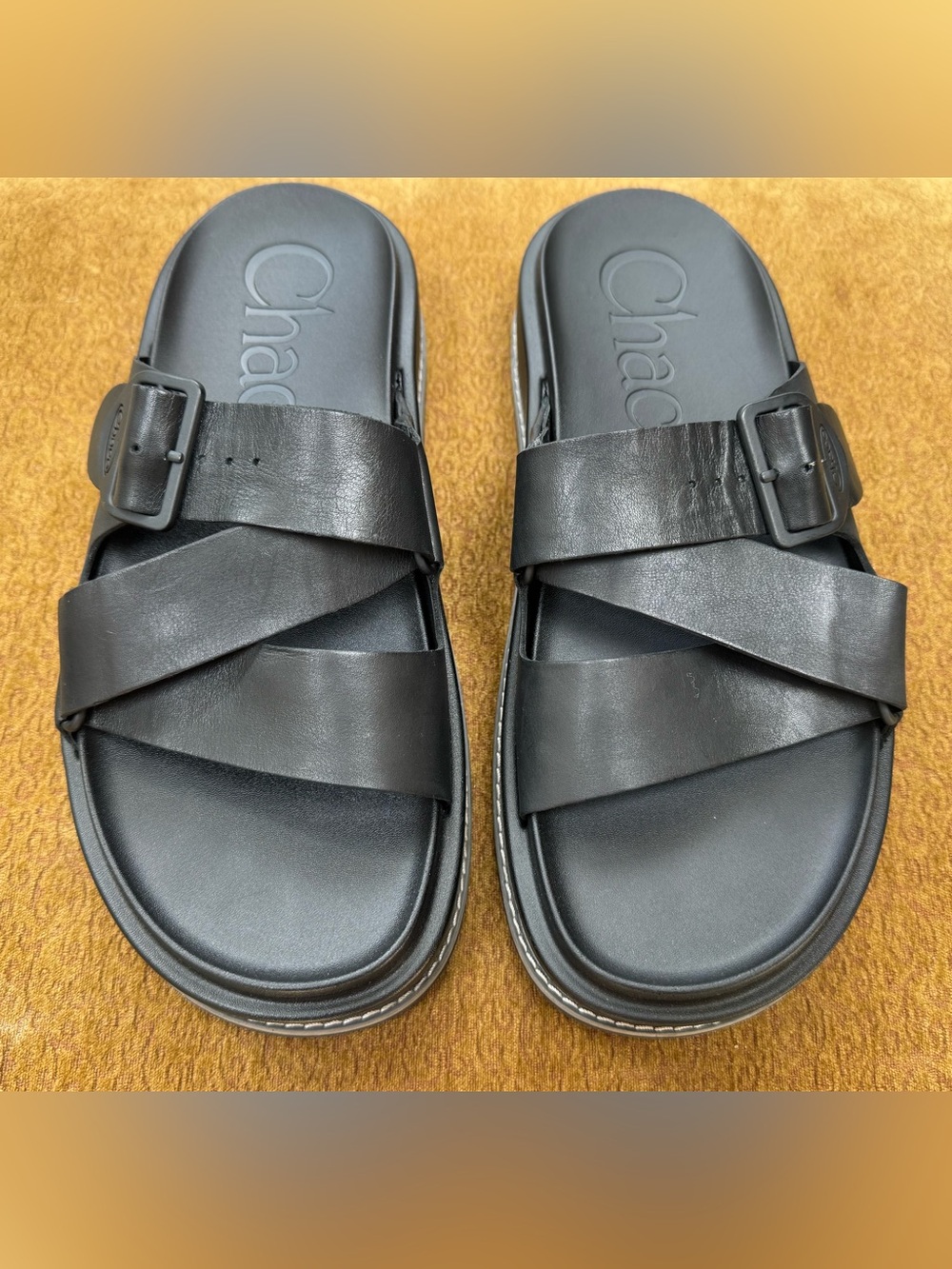 Chaco Women’s Towns Sz 10 Black Cross-Strap Buckle Slide Sandals